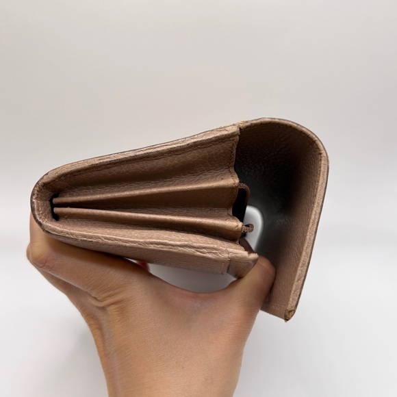 Authenticated GUCCI GG Marmont Leather Bifold Long Wallet Light Pink - Picture 5 of 10